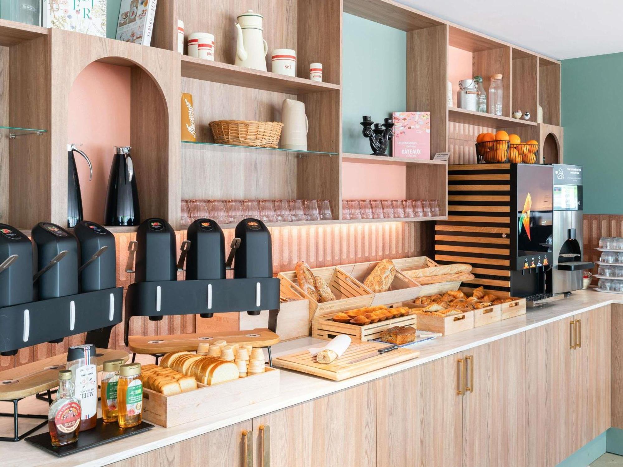 ibis budget Marne la Vallée Val d'Europe Montévrain Esterno foto